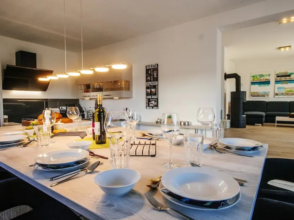 Luxurious Villa Near Vir With Swimming Pool