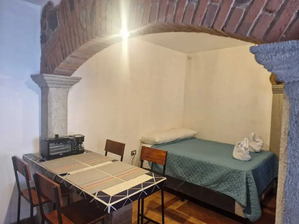 Cozy Colonial Style Azotea Apartments