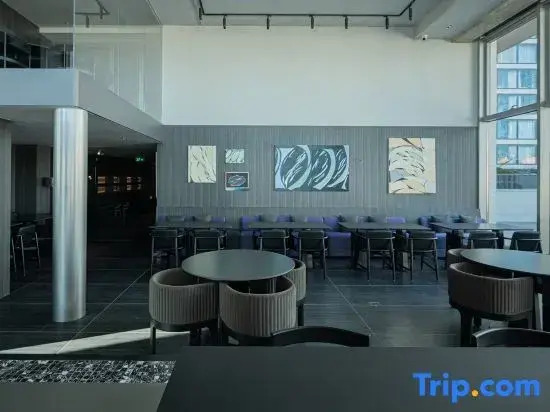 Yin Plus Hotel