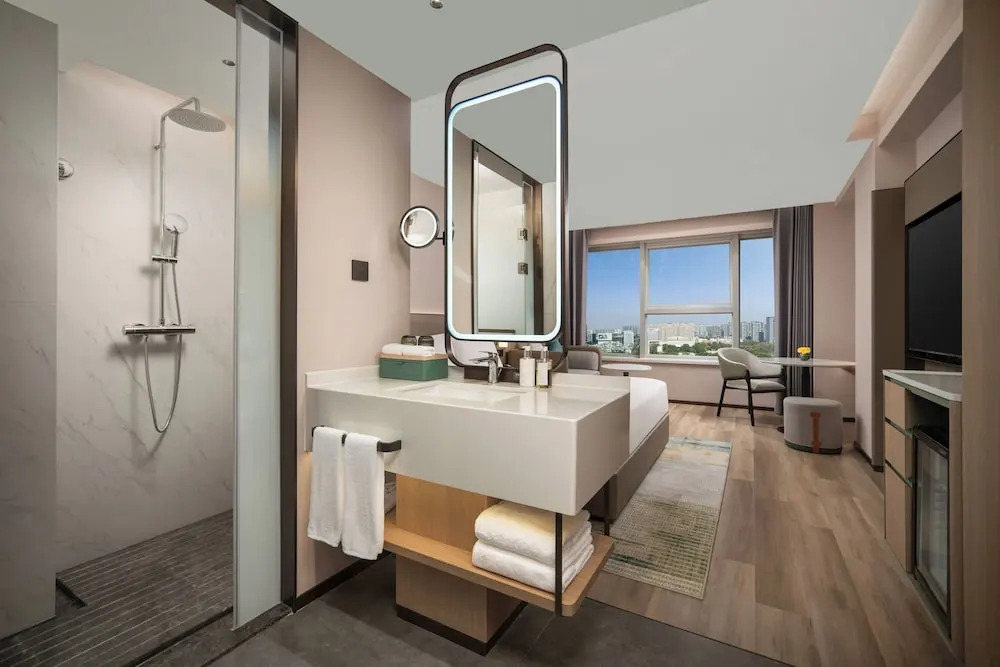 Holiday Inn Yiwu Center by IHG