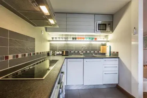 Apartment Genevrier - Spacious Balcony with Mont Blanc Views