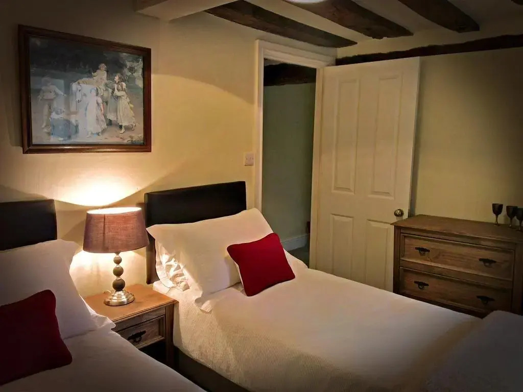 The Medieval Hall Apartment