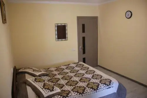 Guja's Guest House