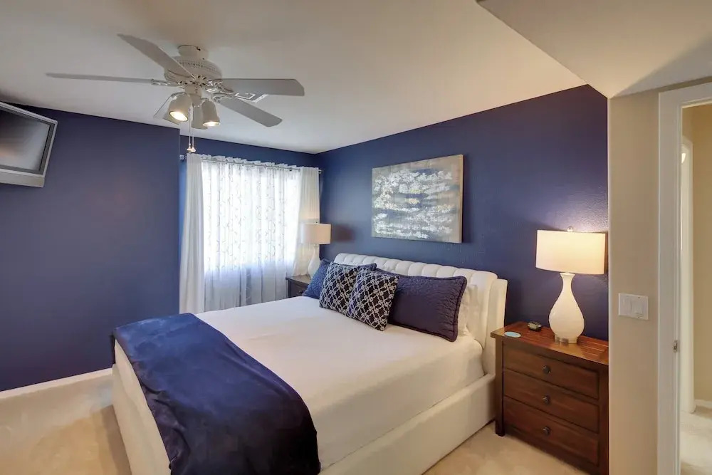 3 Mi to Lake Havasu: Luxe Home w/ Pool & Spa!