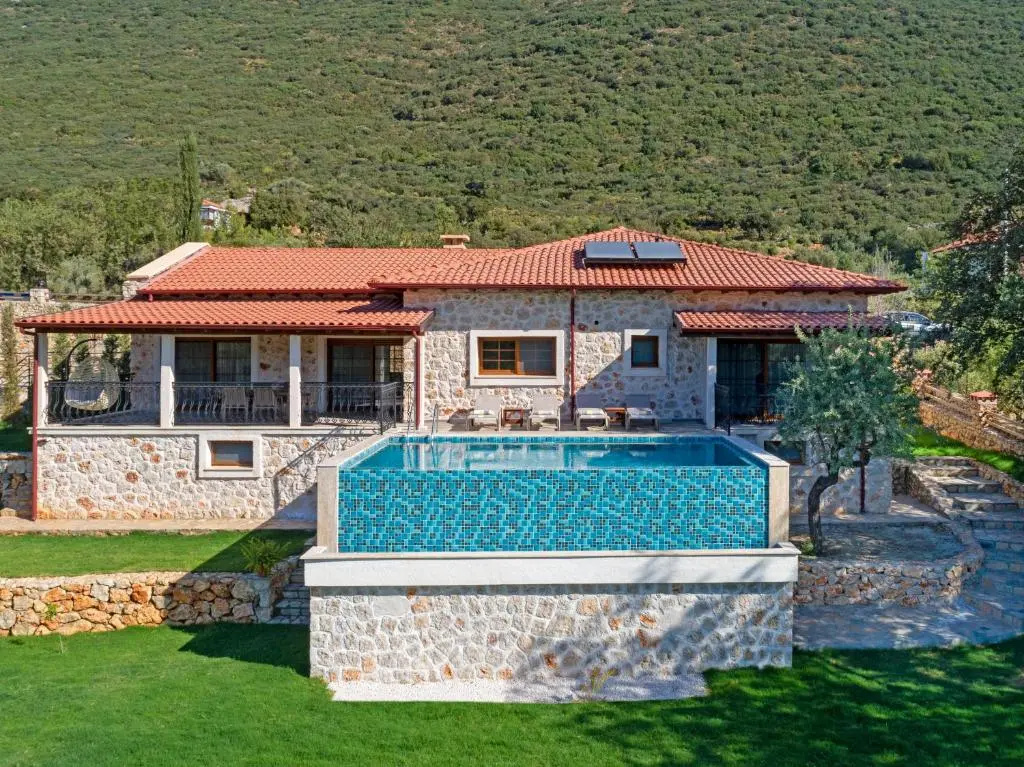Kairos Hotel