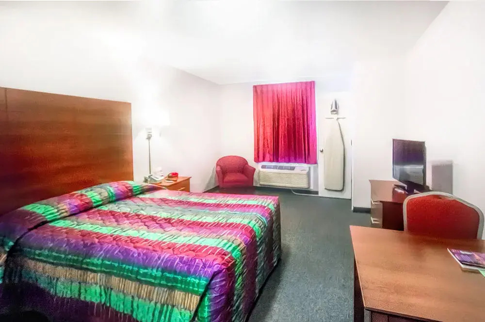 Savannah Suites