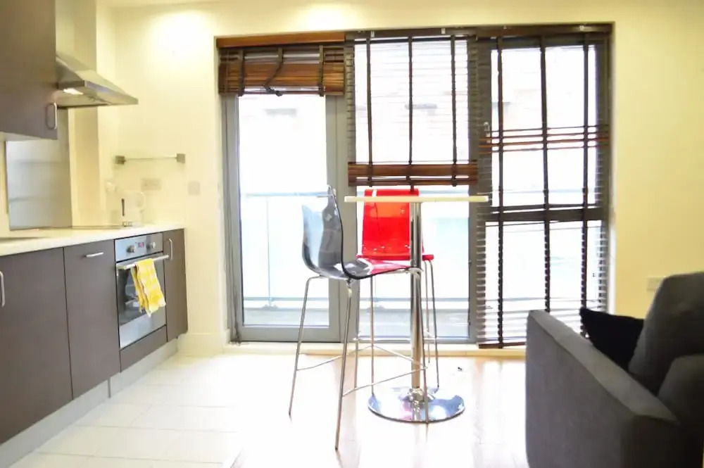 1 Bed Flat in Whitechapel with Roof Terrace