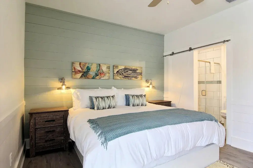 Old Town Unit 10 2 Bedroom Cottage