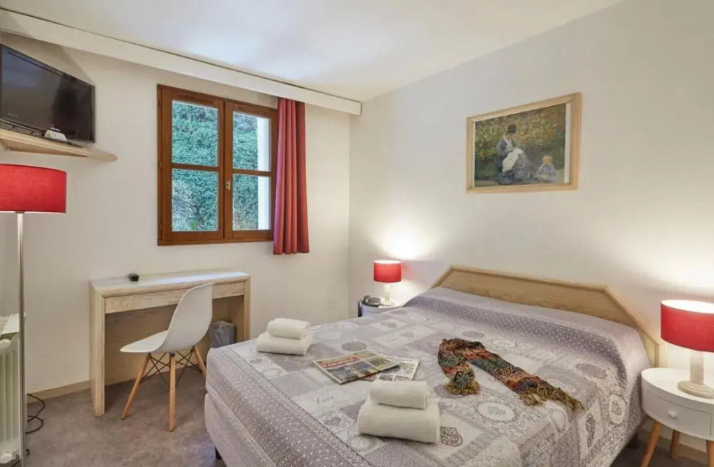 CitHôtel Le National