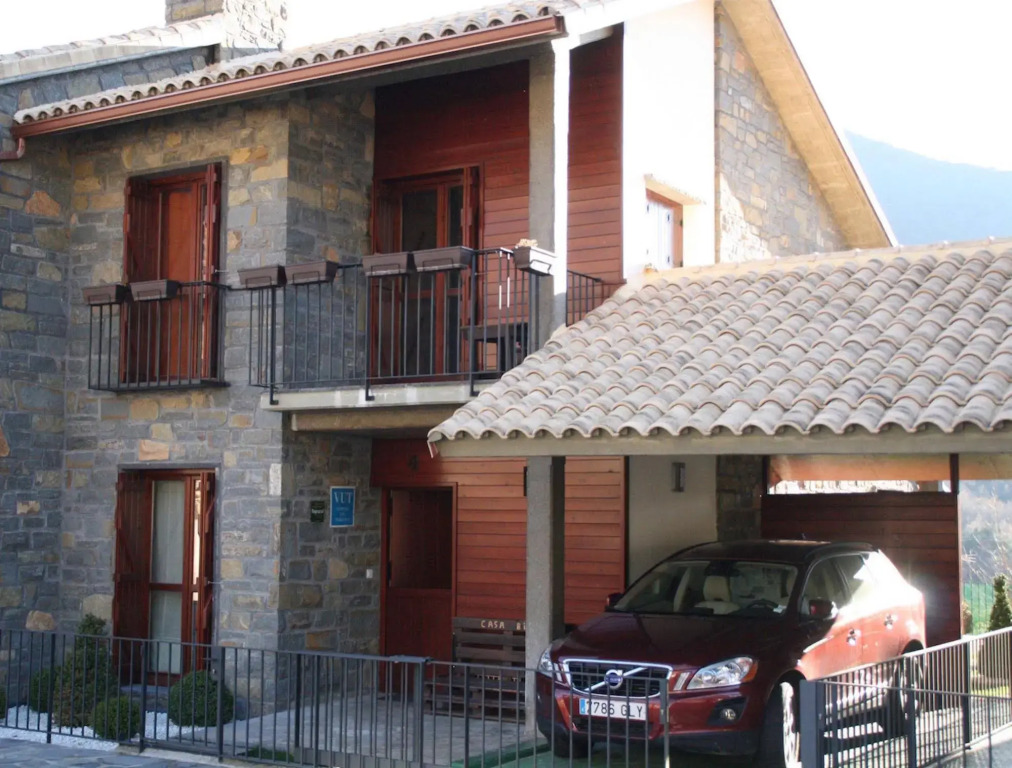Casa Biescas Ski EVcharger Formigal 30min BBQ