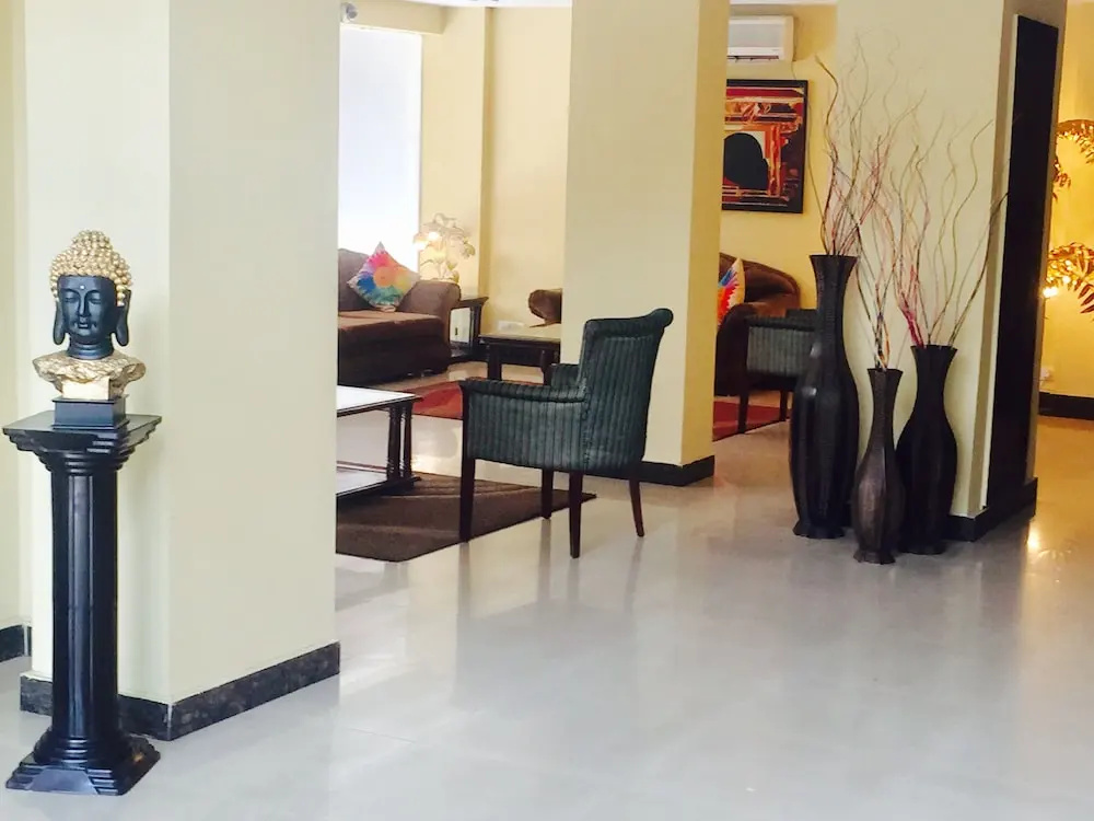 Tavisha Hotel