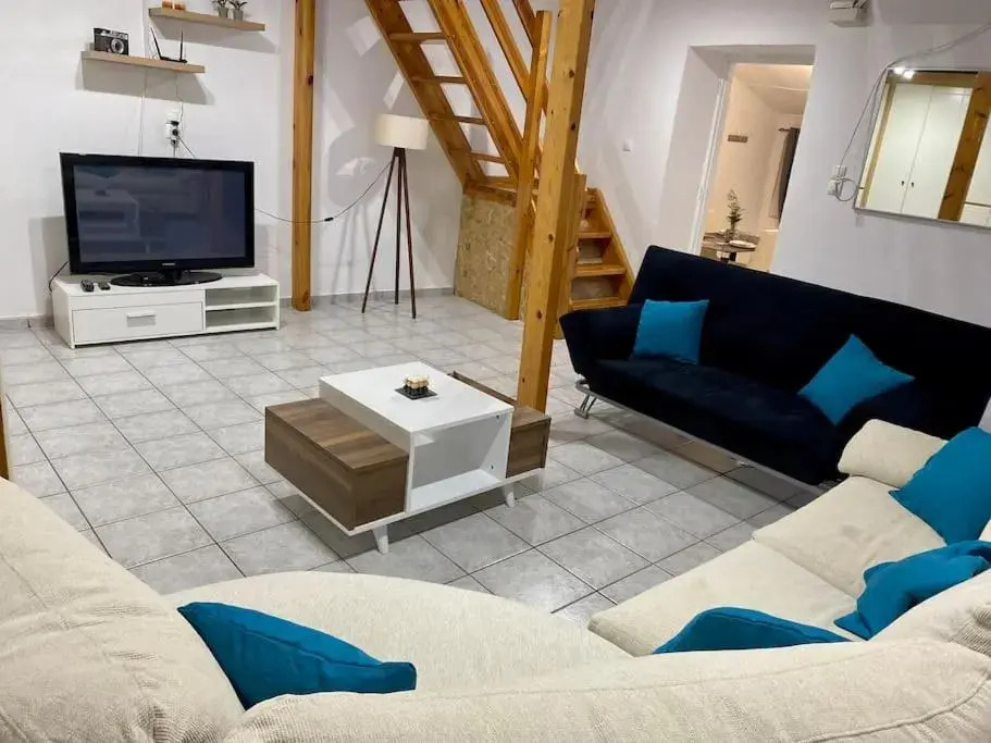 Maria’ s apartment