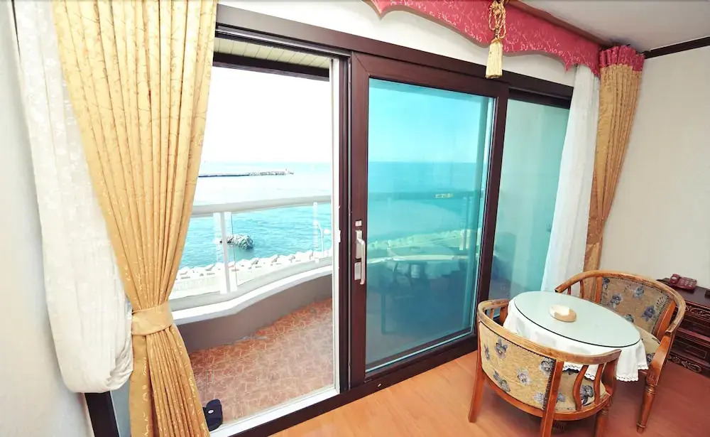 Sea Port Pension