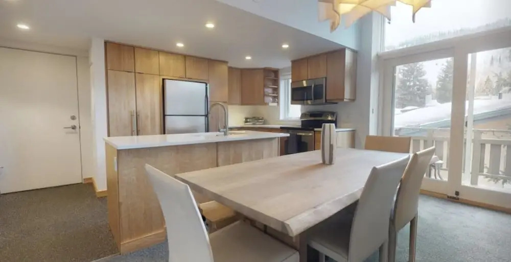 3 Bedroom Condo in the Heart of Vail Village - 5 min Walk to Gondola 1