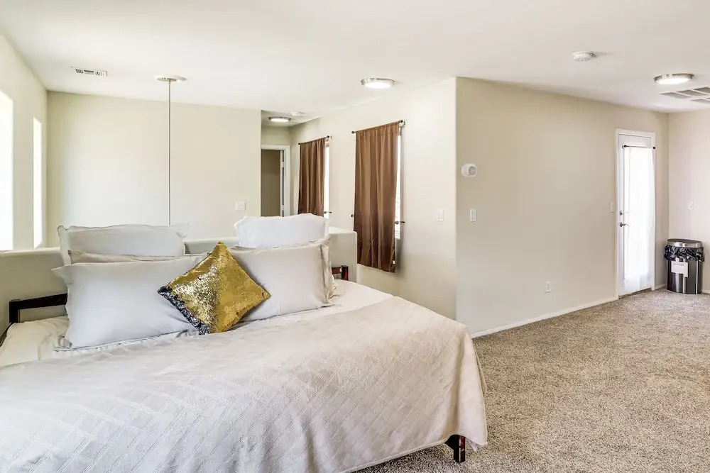 North Las Vegas Home w/ Hot Tub - 14 Mi to Strip!