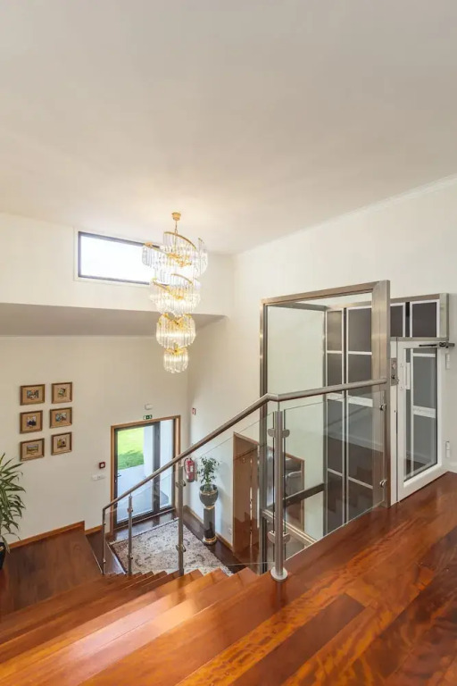 6-bed House - Sleeps 12 - Pool, Bbq, Pool Table