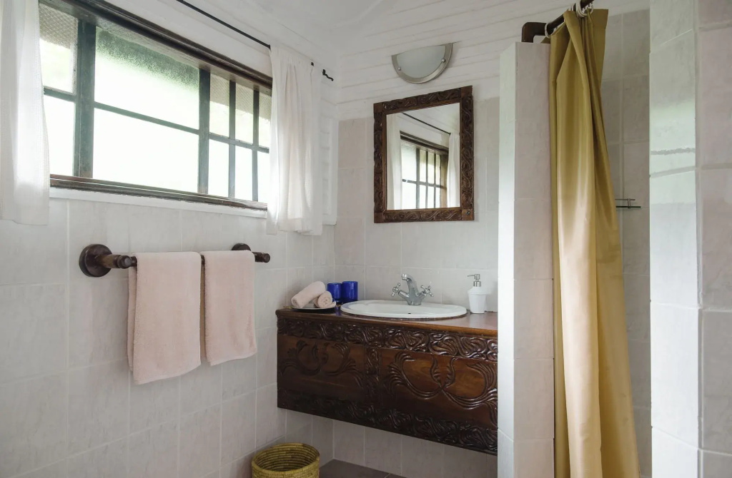 Mount Meru Game Lodge