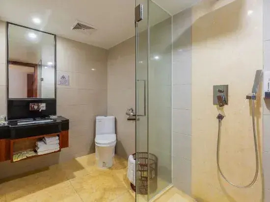 Yinglun Holiday Hotel