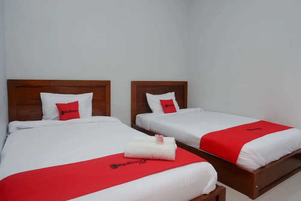RedDoorz Syariah near Rumah Sakit Bhina Bhakti Husada