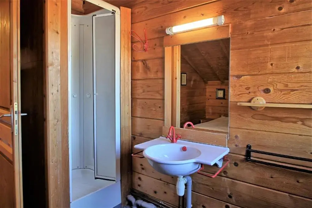 CASA Les Heureux Magnifique CHALET 6 chambres à RISOUL
