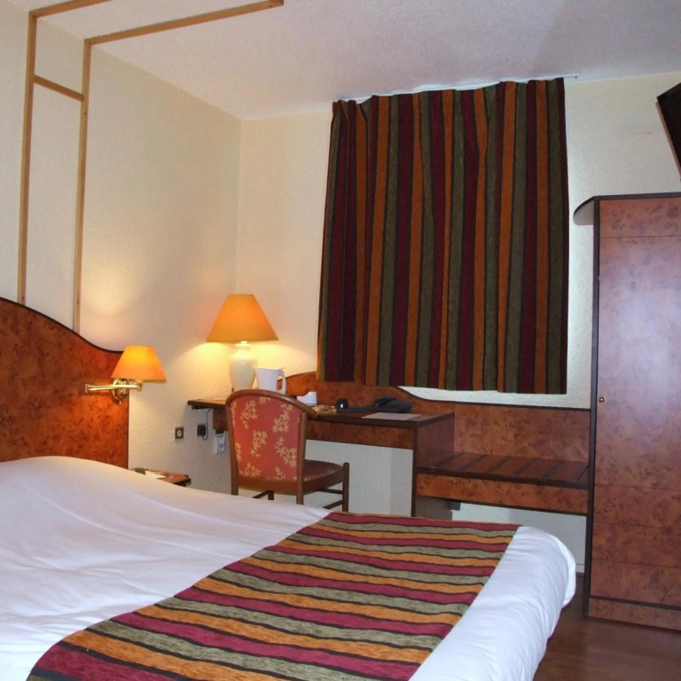 Logis Hôtel & Restaurant & Bar LE COTTAGE