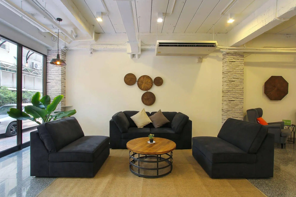 Pula Silom