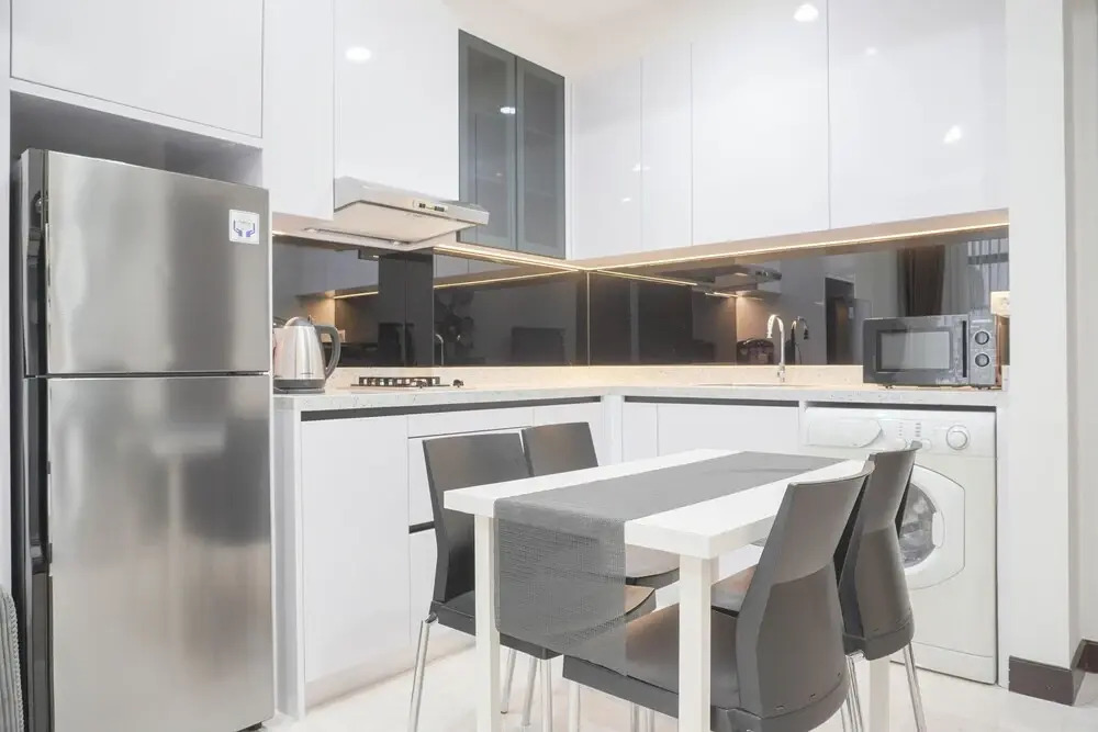 Elegant And Comfy 2Br At Permata Hijau Suites Apartment