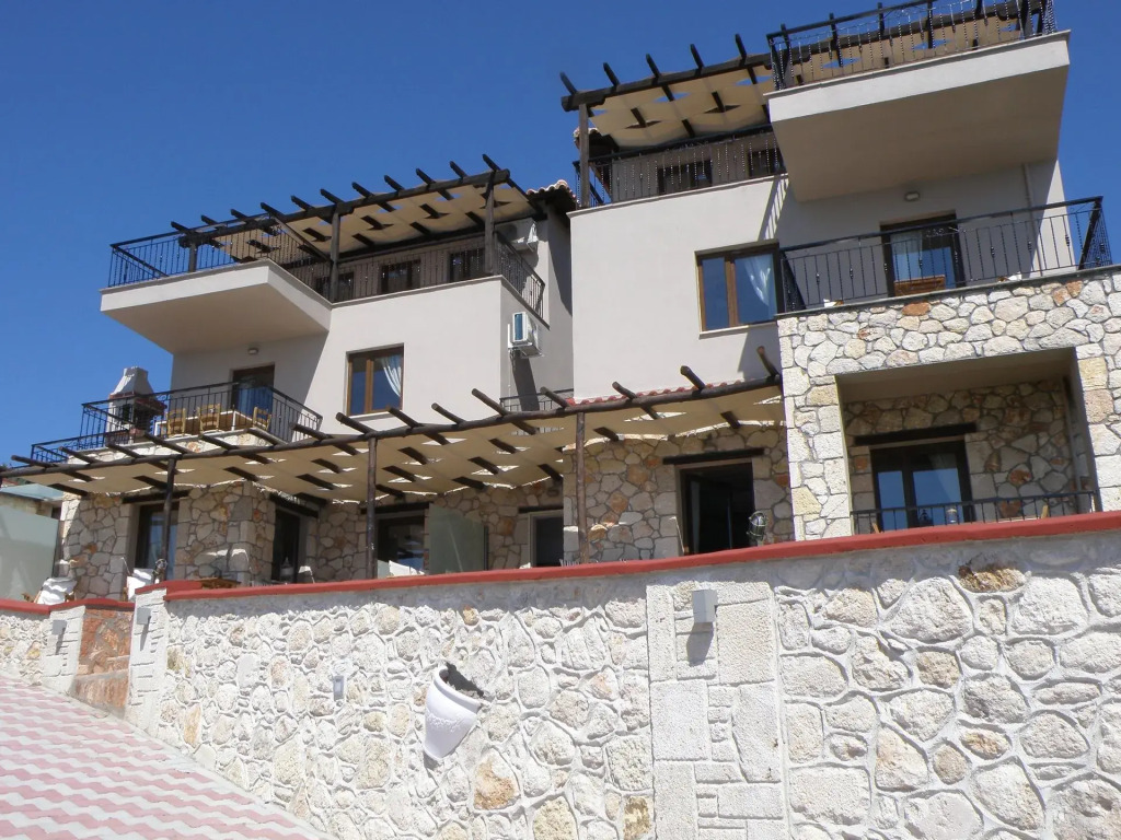 Koumaros Villas