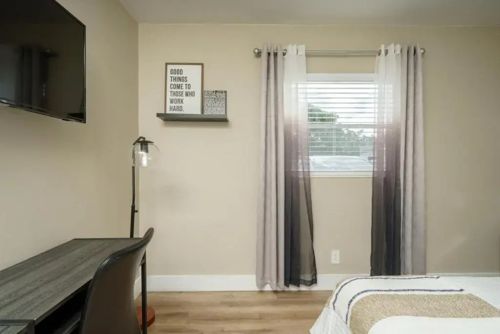 2 Bedroom Apartment - Perfect for Long Term Stays