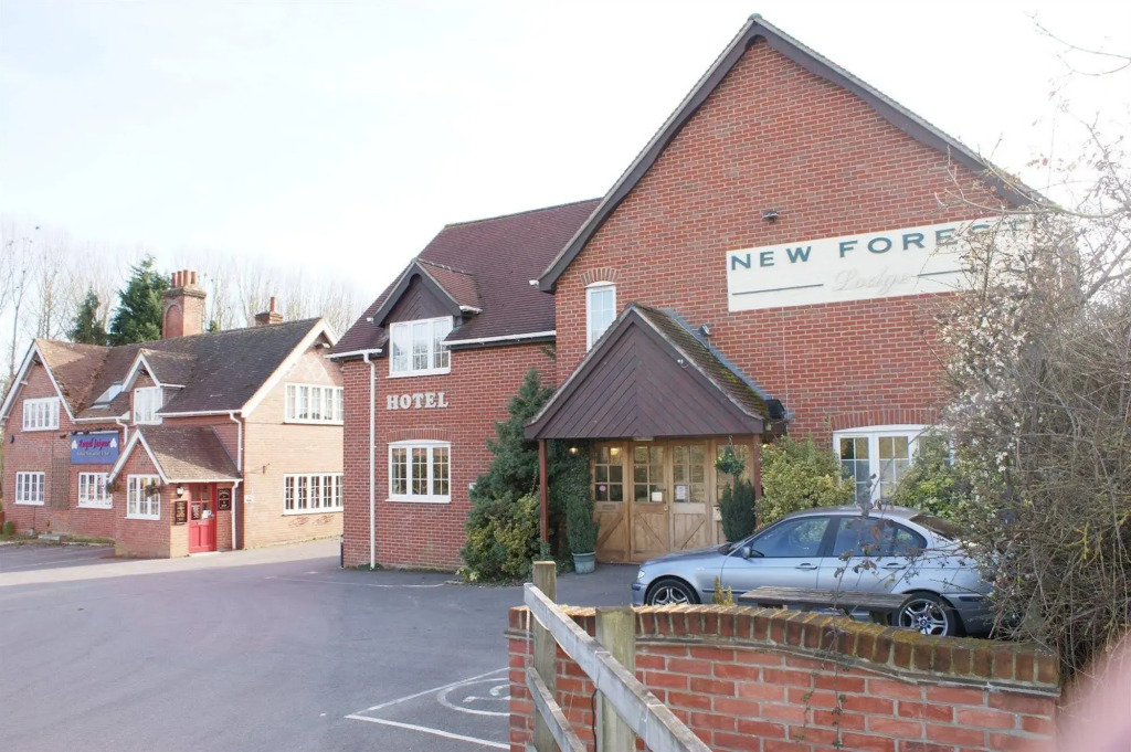 New Forest Lodge
