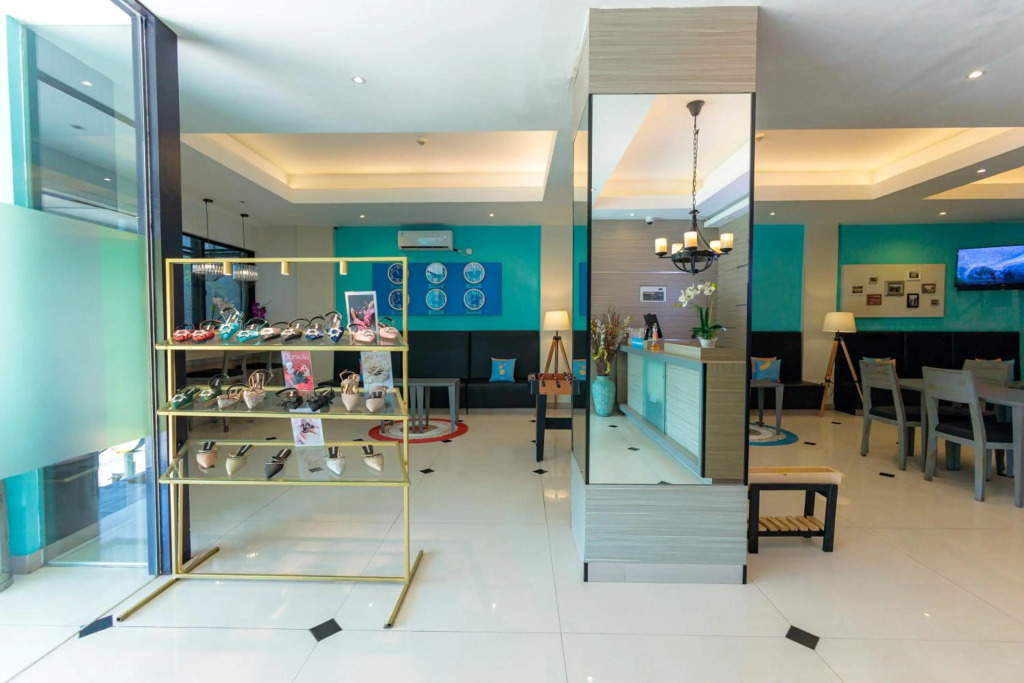 OYO 3735 Liv Hotel