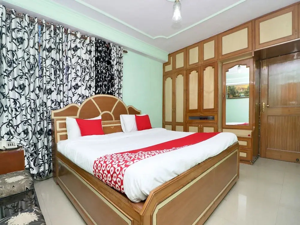 OYO 14291 Home Tranquil 2BHK Chotta Shimla