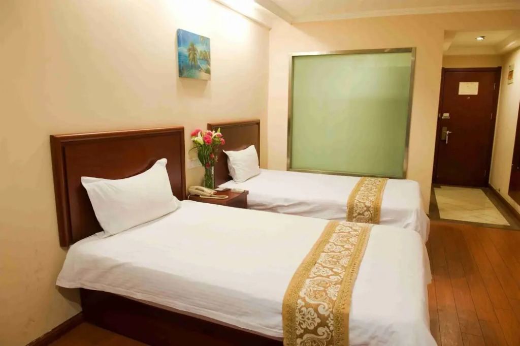 GreenTree Inn Changzhou Jinghu High-speed Rail North Station Global Dinosaur City Hotel