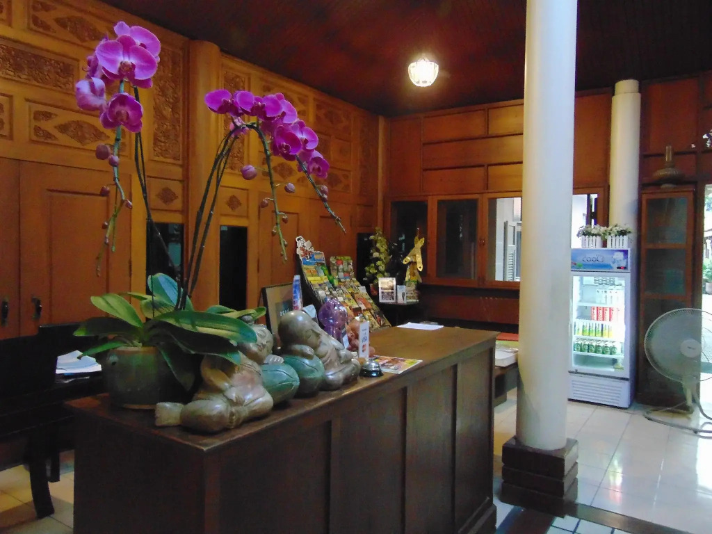 Pha Thai House