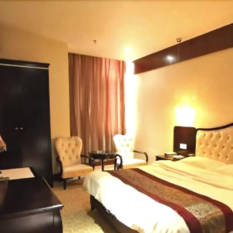Yiju Hotel