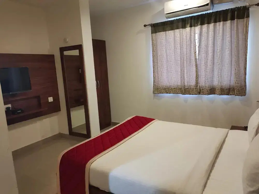 Passport Inn