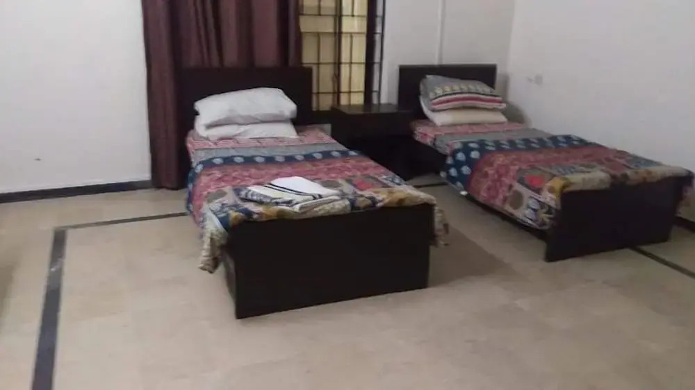 Executive Lodges Guest House