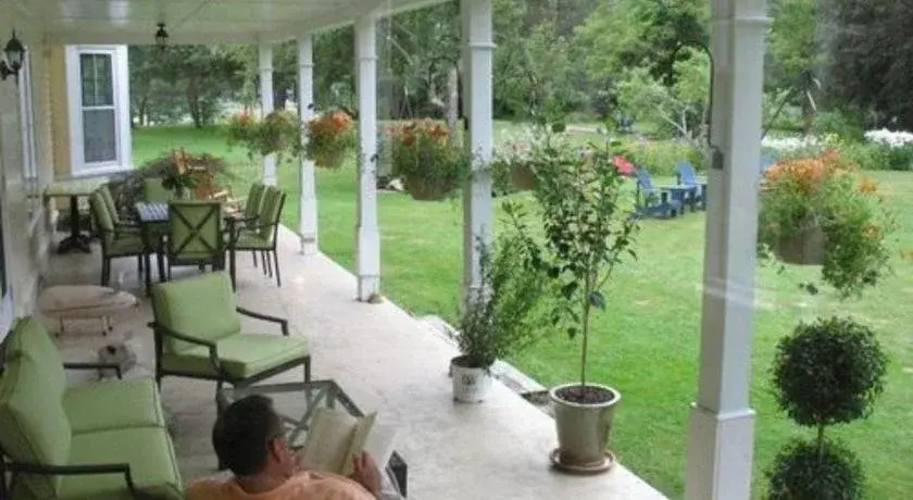 Hillsdale House Inn