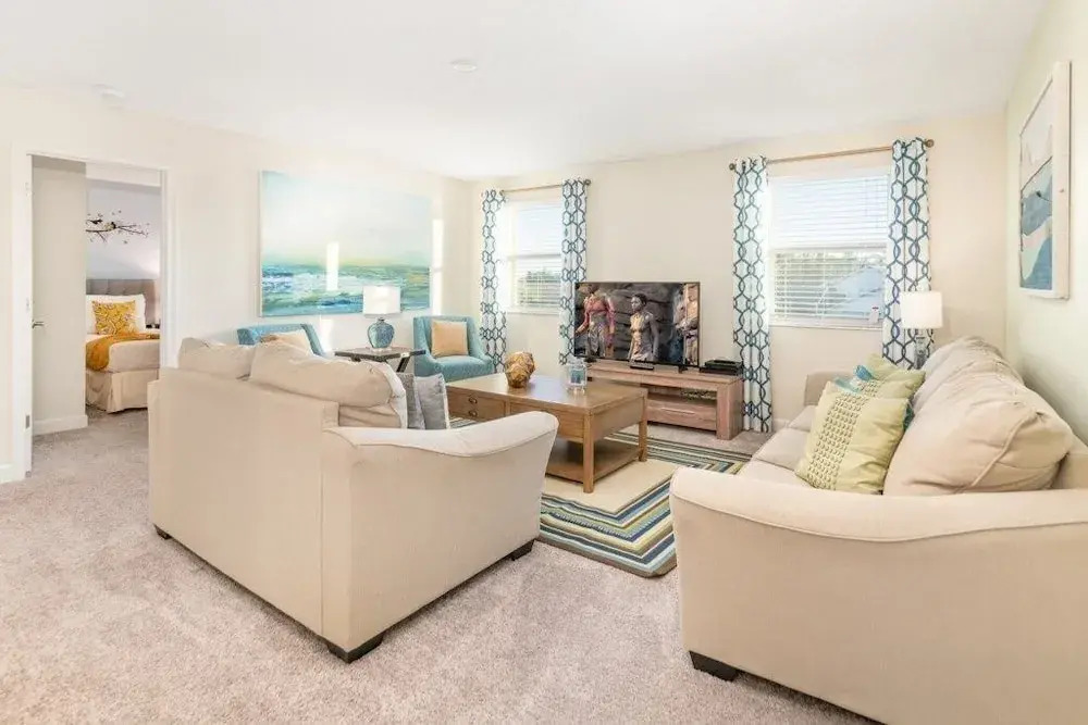 Boutique Styled 6-bed 6-bath home Pool/Spa! home