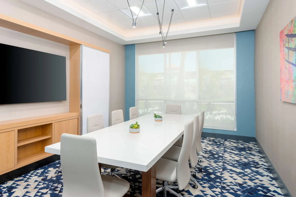 Hyatt House Orlando Airport