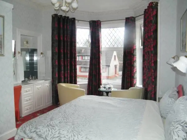 Dunallan Guest House