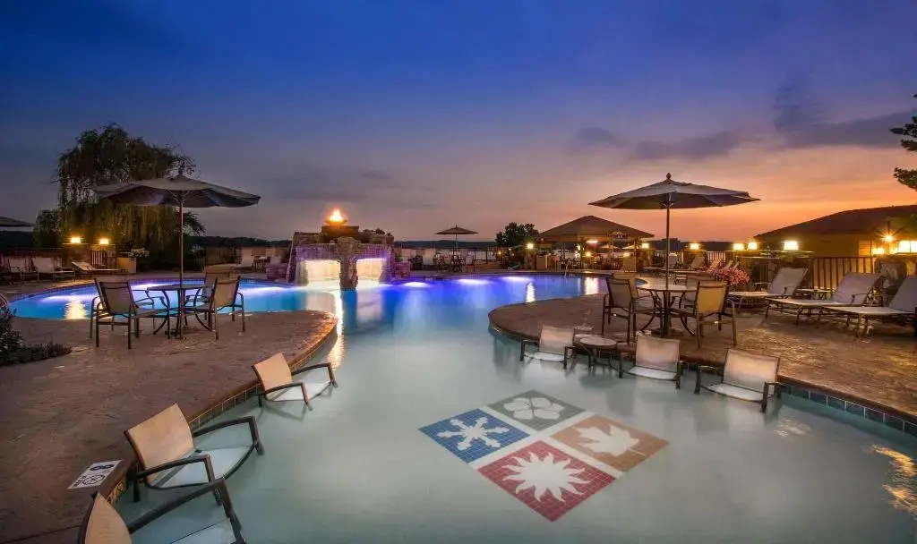 Lodge of Four Seasons Golf Resort, Marina & Spa
