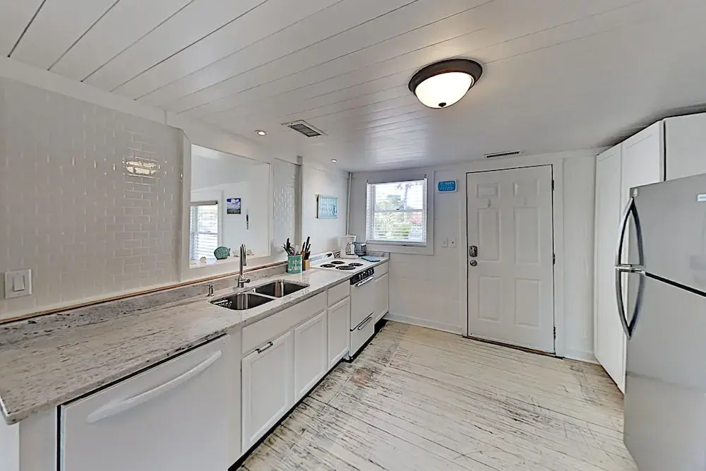810earu2 2 Bedroom Duplex