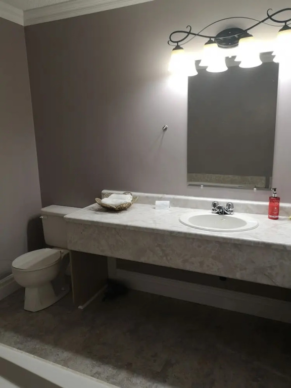 Seaport Inn
