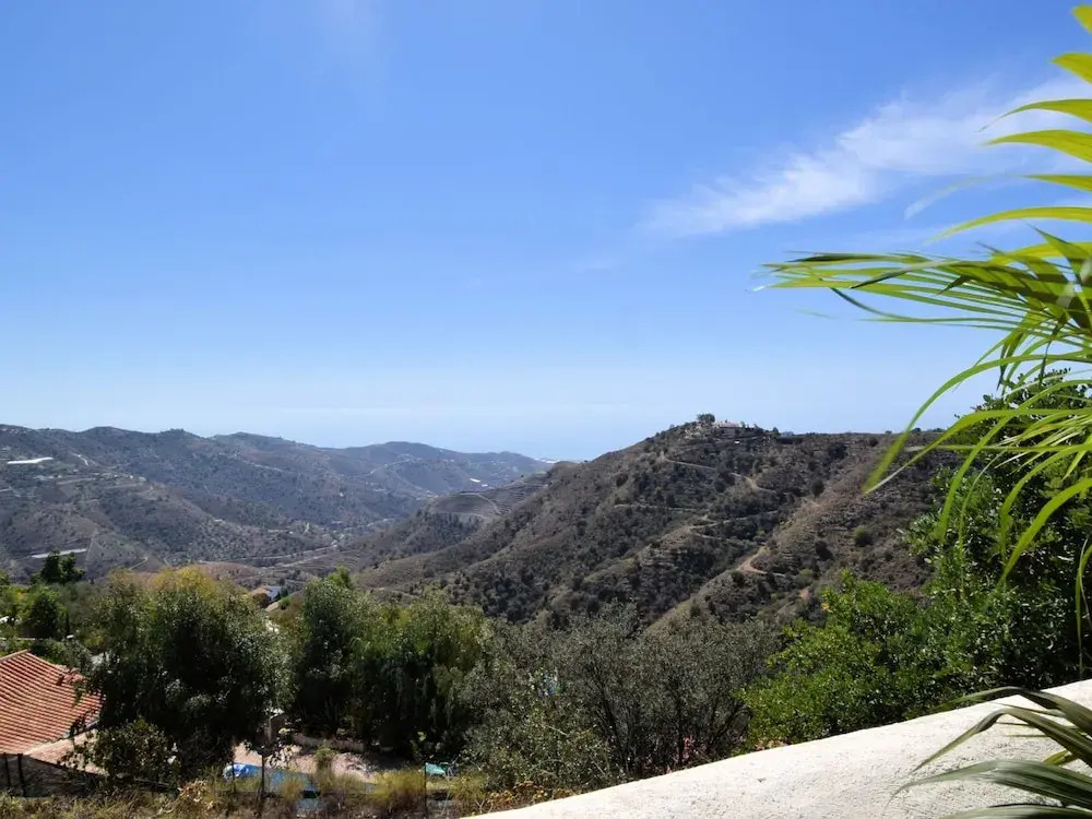 Villa a Sayalonga vicino al mare