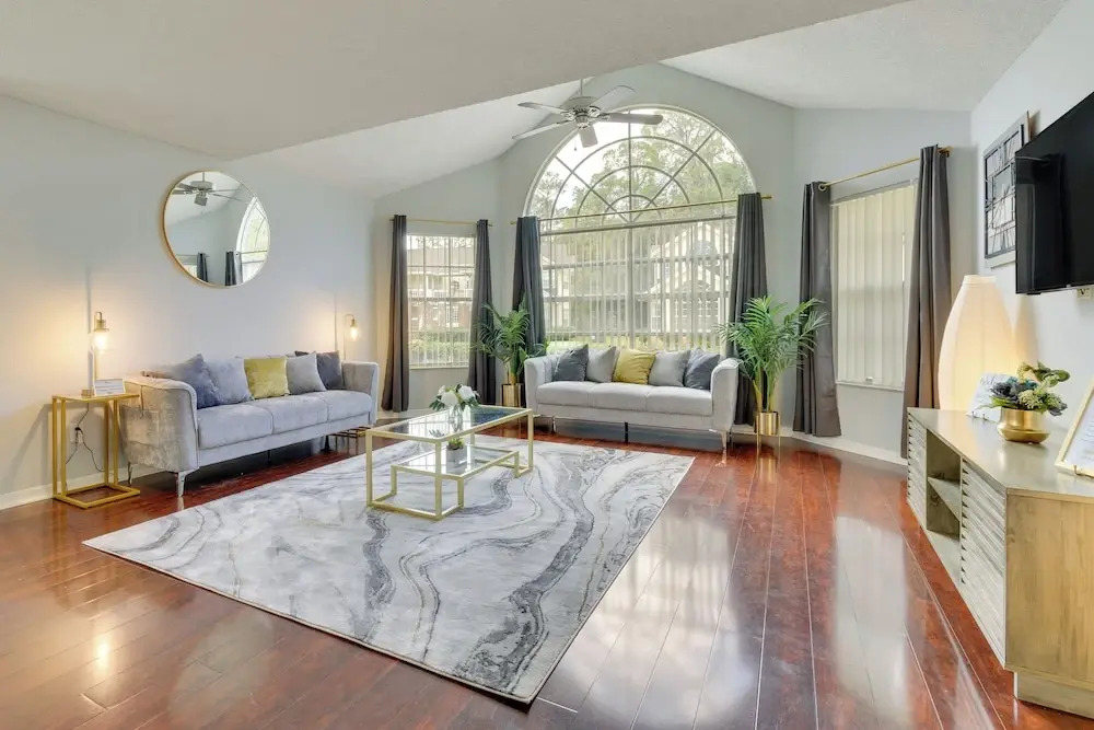 Kissimmee Condo w/ Perks: 6 Mi to Disney World!