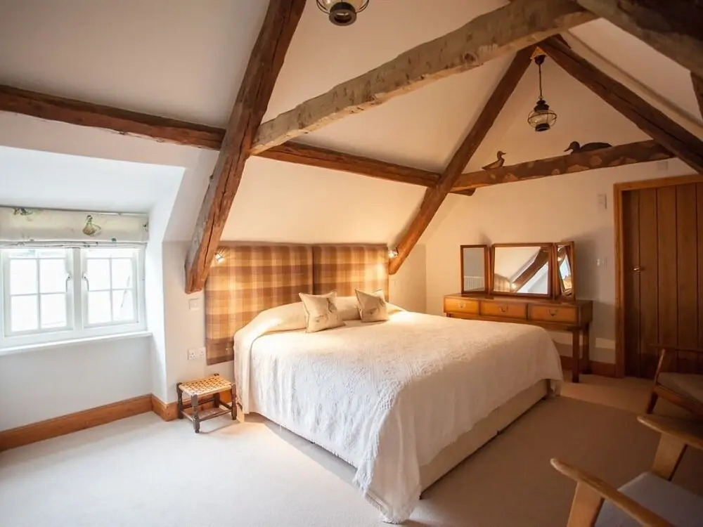 The Coach House - Guest House