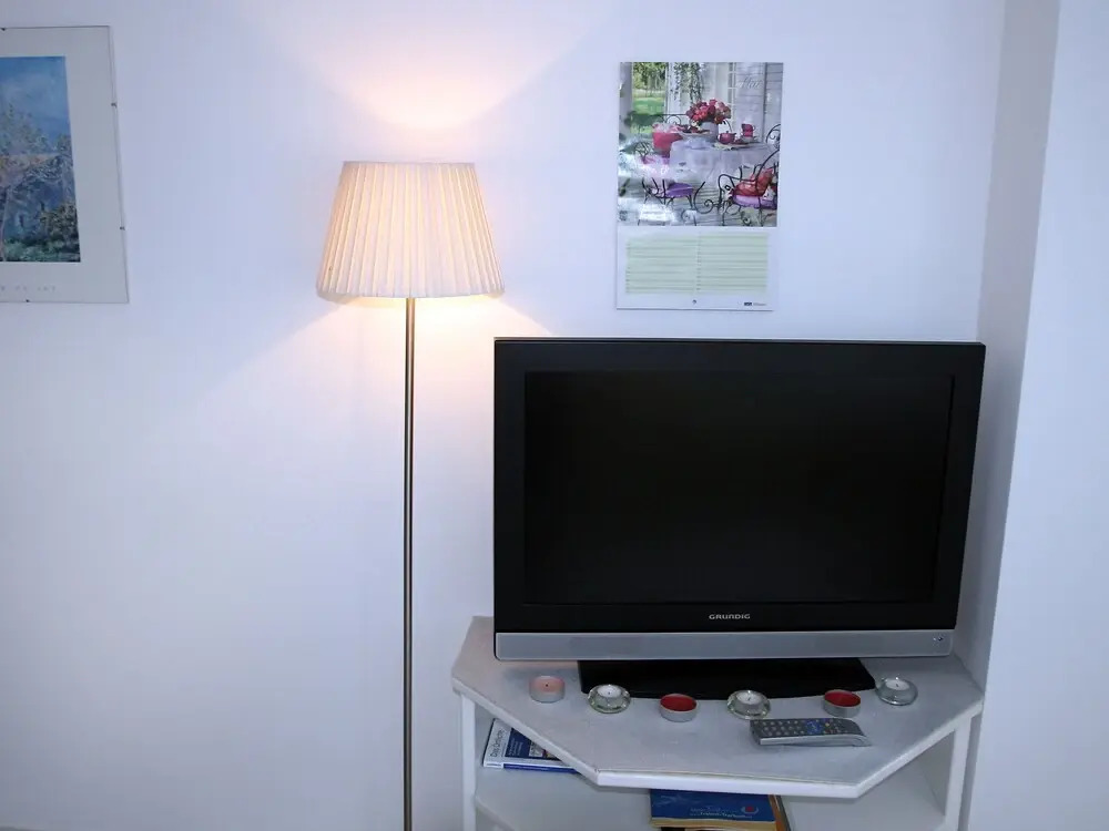 Apartment Appartement A12 by Interhome