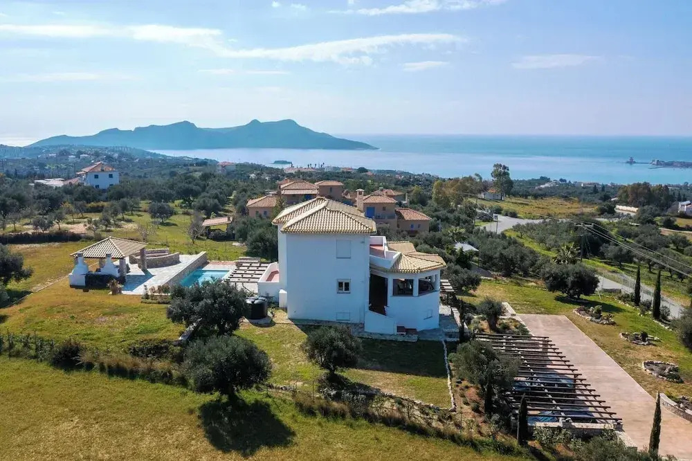 Kbel sea view Villa private pool sleeps8 garden