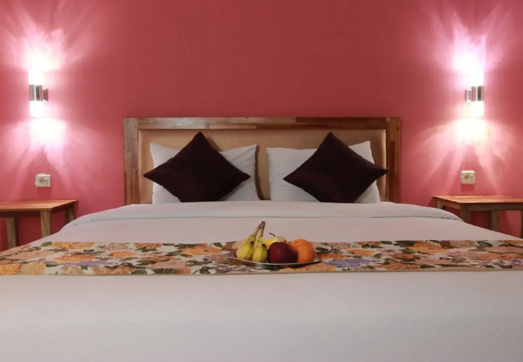 Summer Quest Hotel